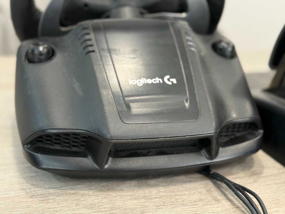 Волан с педали Logitech G29