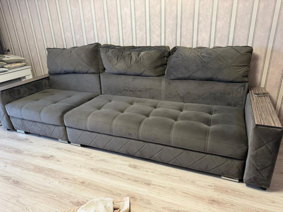 Продам диван в отличном состоянии