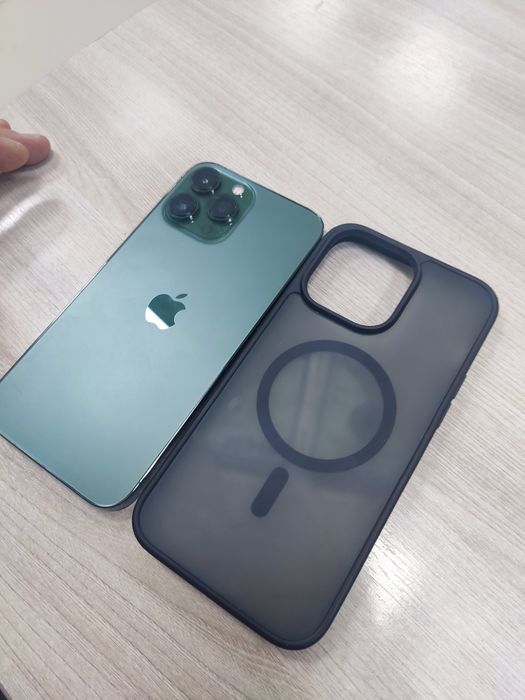 Продам айфон 13 про макс