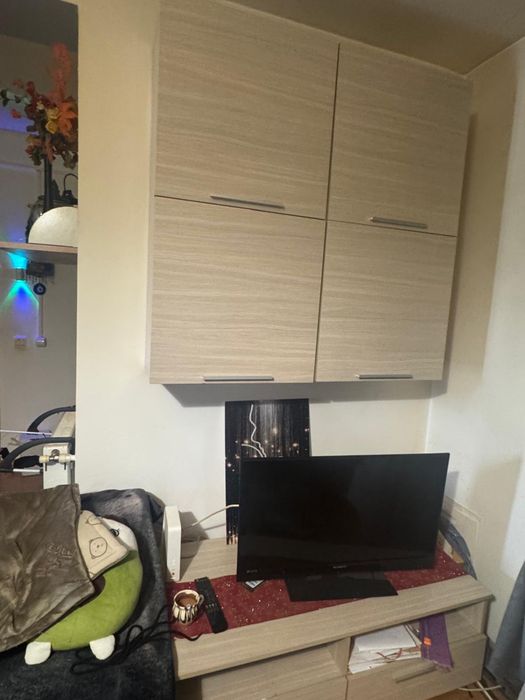 Corp din 4 bucati depozitare + Comoda Televizor