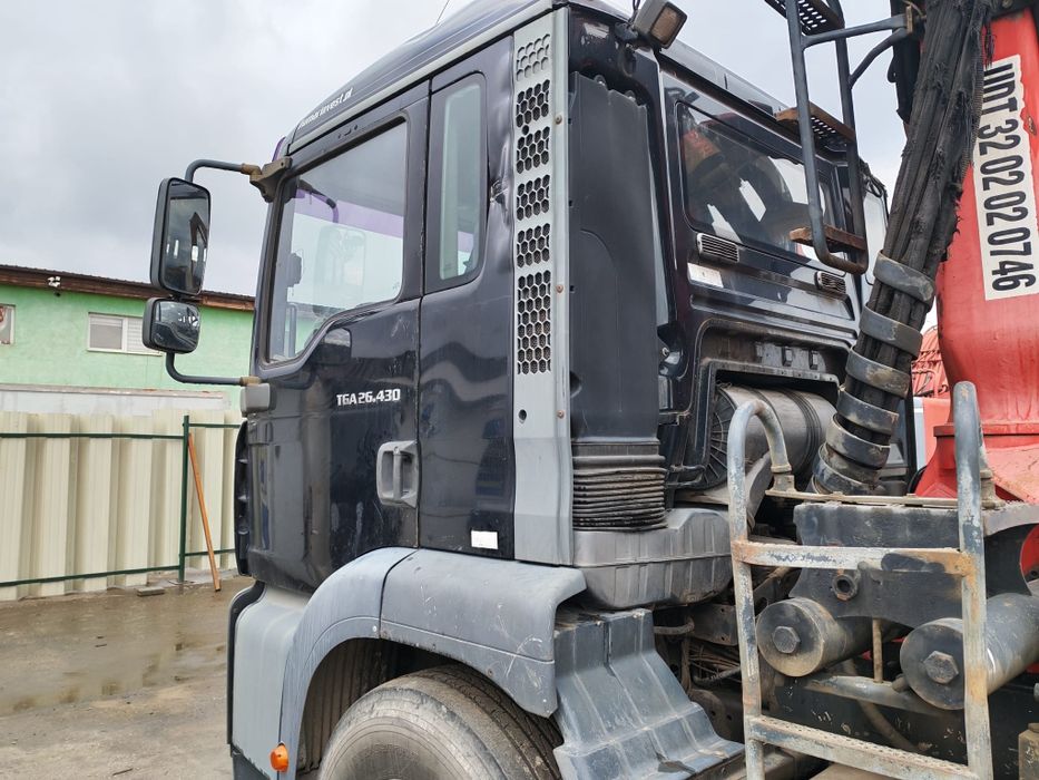 Vând Man abrollkipper +macara an 2007