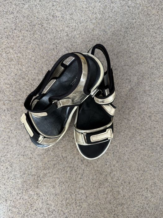 Босоножки девесковые детские