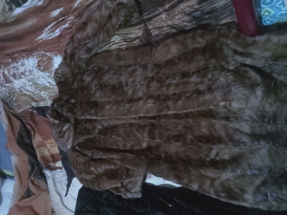 Шубы с этикеткой