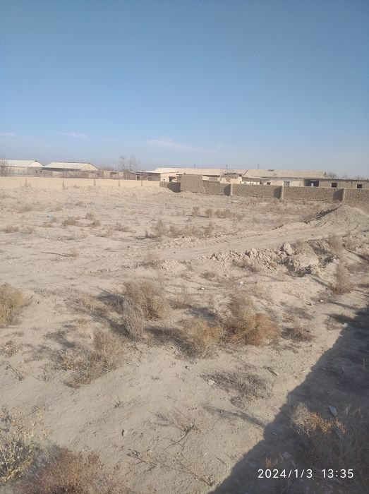 Uy qurish uchun yer joy dakument joyida