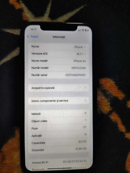 iPhone XR  64  GB