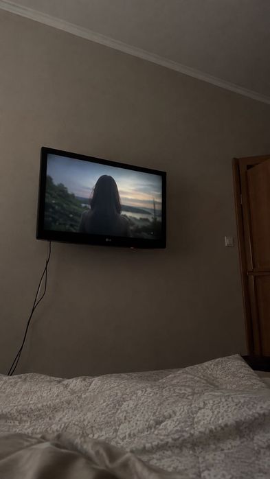 Телевизор LG 32" LCD TV