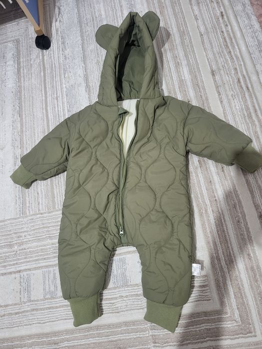Продам комбинезон демисезонный