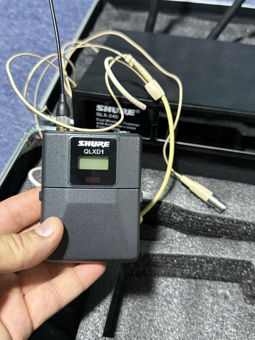 продаётся микрофон shure петличный в хорошом состояний