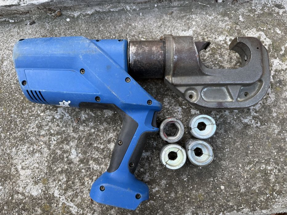 Klauke Ultra+ EK 120/42-L 120KN Инструмент за Кримпване