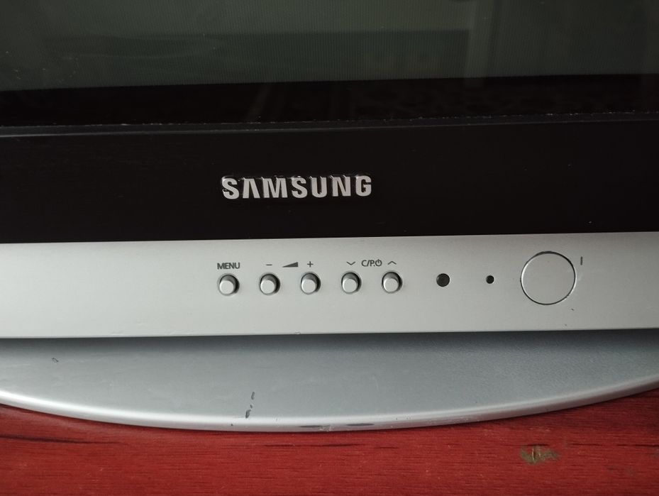 Продам телевизор