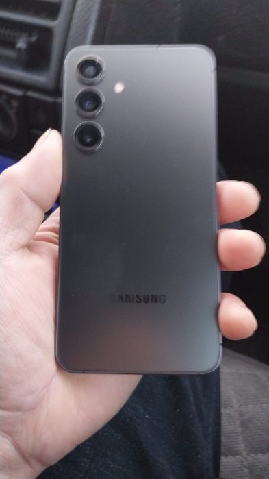 Продам самсунг с 24 память 256гб