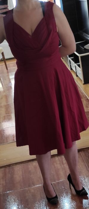Rochie stil pin-up girl