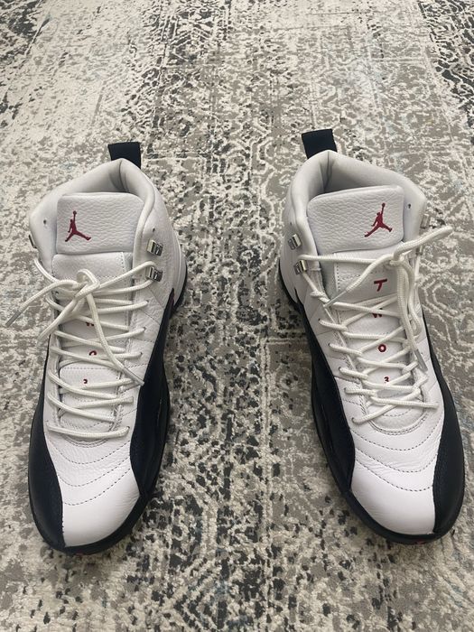 Jordan 12,  (Red taxi)