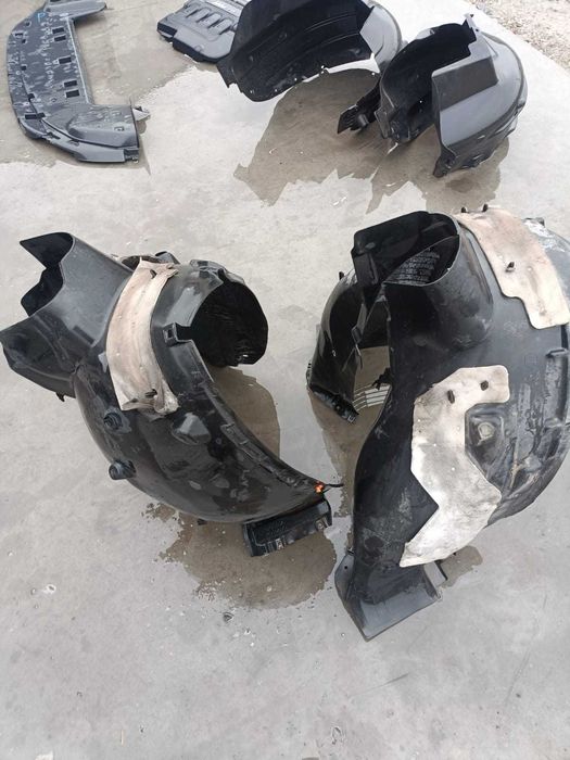 Carenaj roata fata stanga dreapta Peugeot 3008 5008 2017+