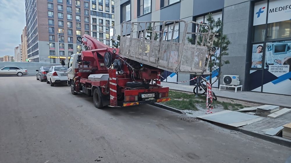 Автовышка  аренда,большая корзина