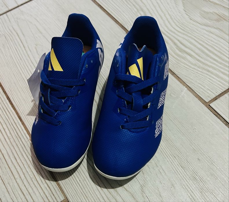 Pantofi Rugby Adidas marimea 28