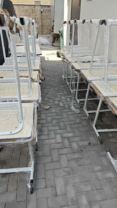 Парты продаем в отличном состоянии