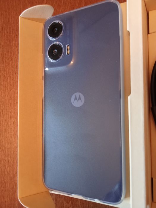 Чисто нов MOTOROLA G35 . Никога не е поставяна карта,разпечатан за сни