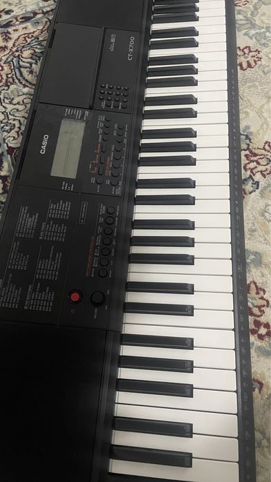 Пианино Casio CT-X700