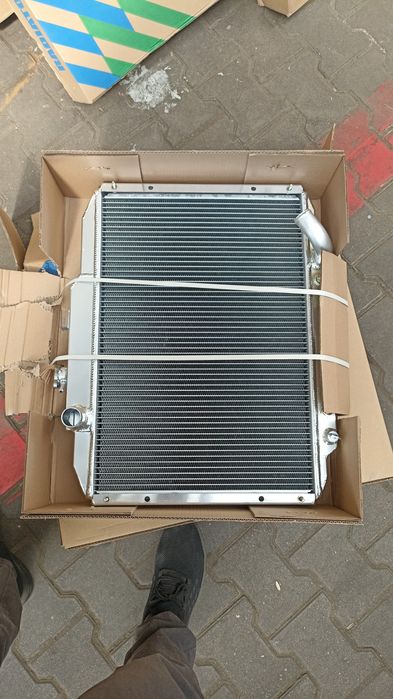 Радиатор делика 2.8 ~2.5