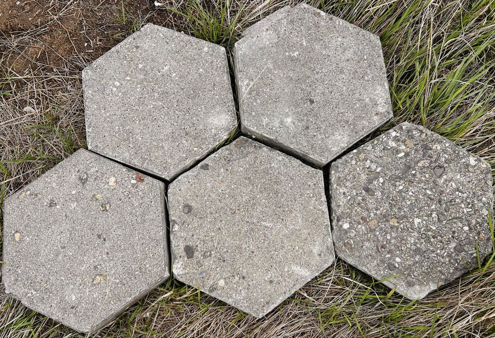 Тротоарни плочки/Градински плочи