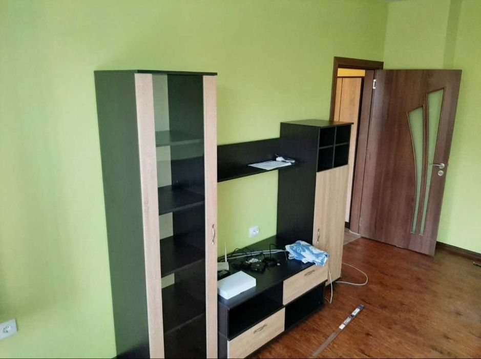 Продавам секция...