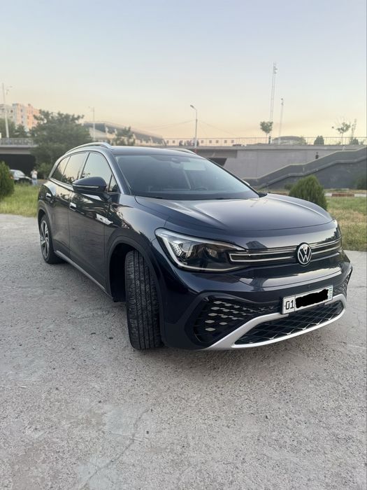 Arenda Volkswagen ID 6