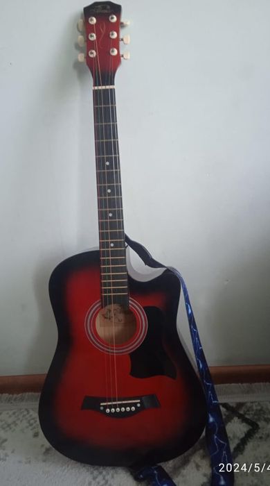 Продам новую гитару