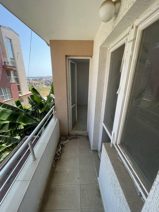 Продава се Двустаен апартамент в Созопол - 47 кв.м за 1596 €/кв.м - Снимка #2