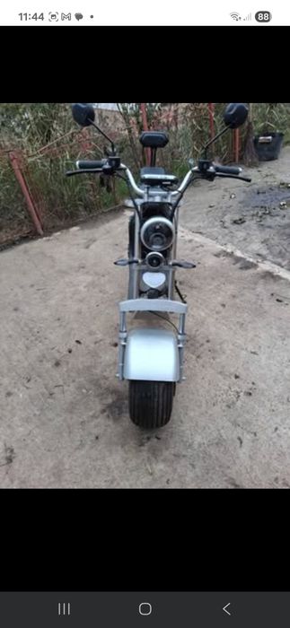 Vând scuter electric