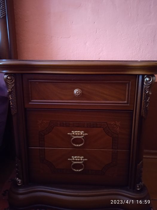 Продам комплект мебель