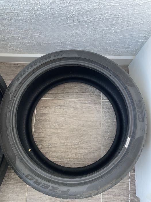 шины 2 штуки R19 285/30 FIRELLI.