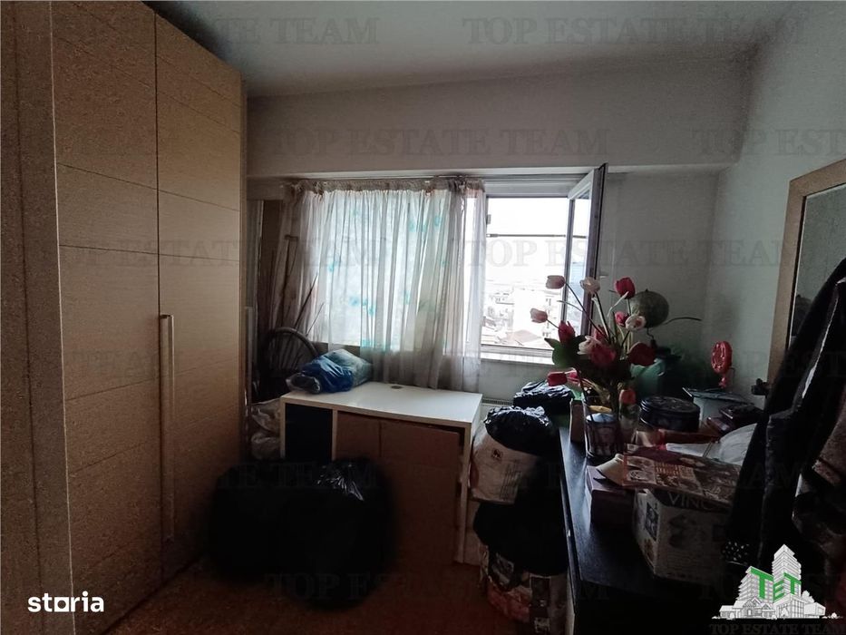Vanzare apartament  3 camere Piata Victoriei- Titulescu