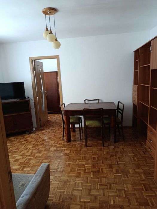 De inchiriat Apartament cu 2 camere