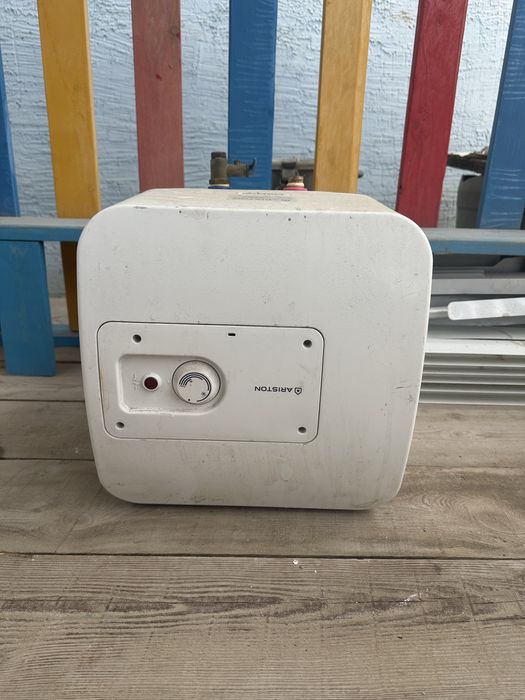 Аристон сатылады