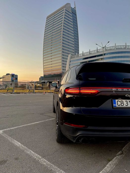 Porsche Cayenne E-Hybrid* Sport Chrono* 21 RS SPYDER* LED-MATRIX