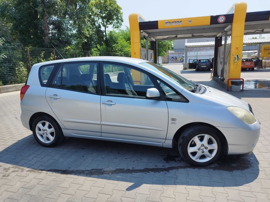 Toyota Corolla verso