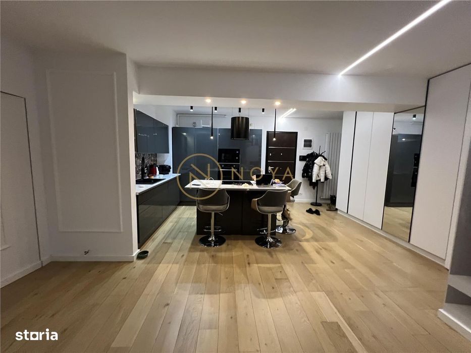 Vanzare apartament cu 3 camere in zona Aviatiei metrou Pipera mobilat — fotografia 1
