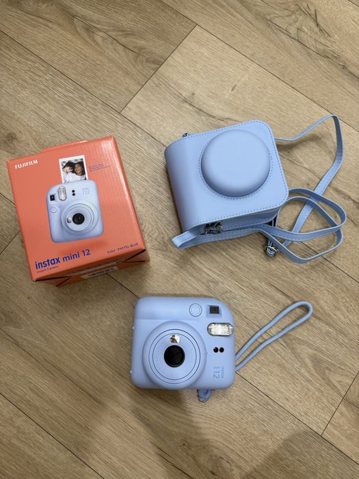 Фотоаппарат моментальной печати Fujifilm Instax Mini 12 Голубой