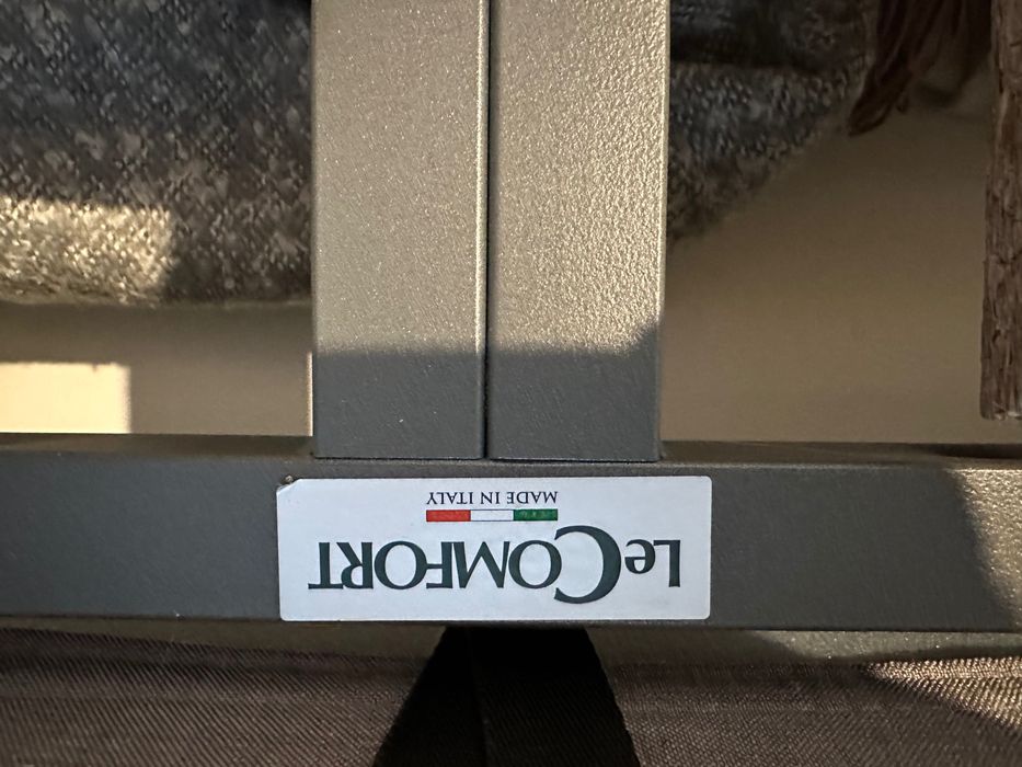 De vânzare pat cu saltea