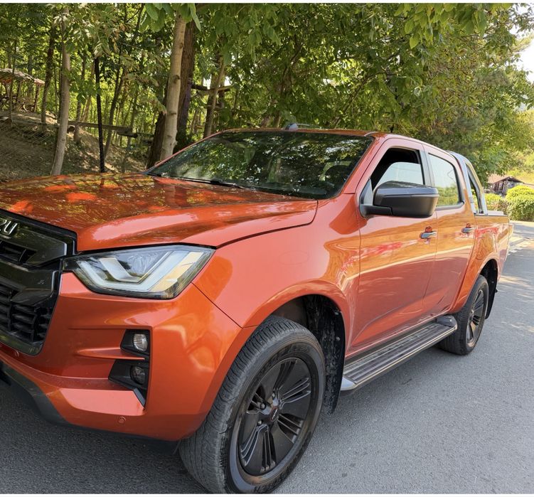 Isuzu D-MAX 2021/ 2022, 56.400 km, pick-up, cabina dubla, 4x4, automat, istoric verificabil, unic proprietar, TVA deductibil, 24.700 net