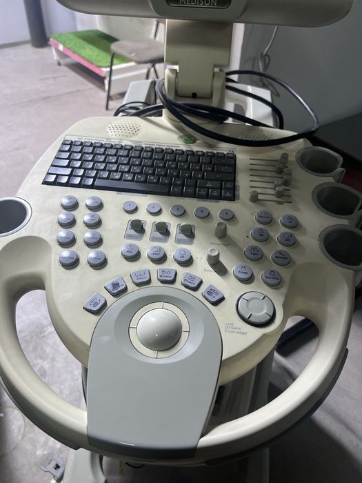 УЗИ аппарат medison