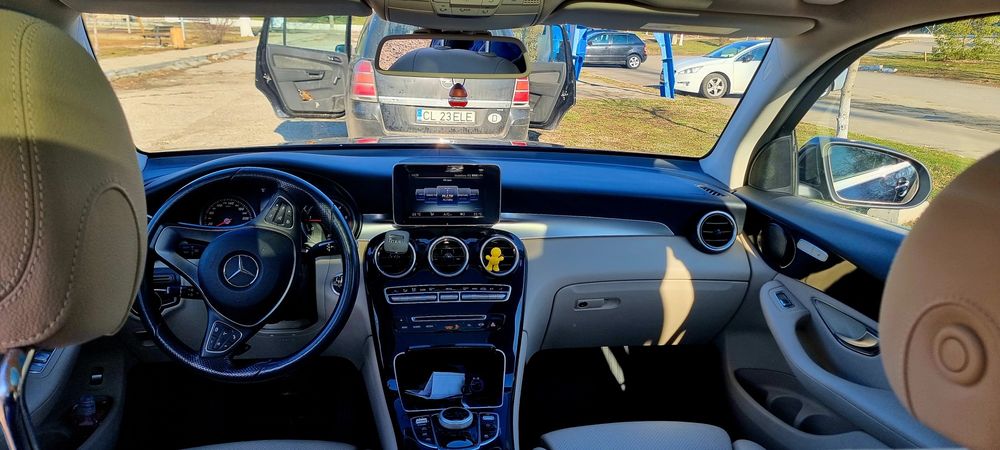 Mercedes GLC 2200 2016 sau schimb si cu imobiliare