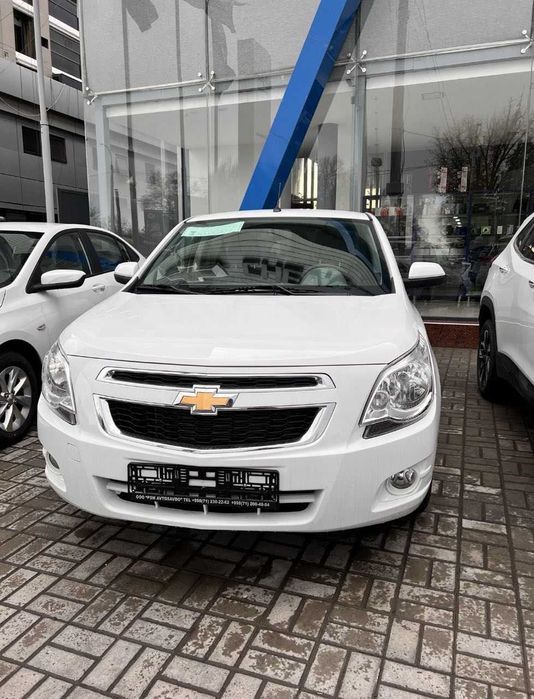 Chevrolet Cobalt 2025 — 4