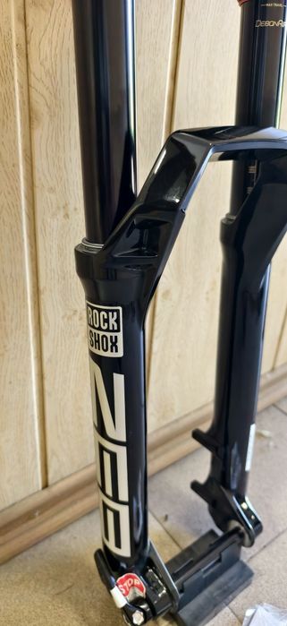 Вилка ROCKSHOX ZEB ULTIMATE RC2 29" 170mm BOOST 15x110mm Tapered Black