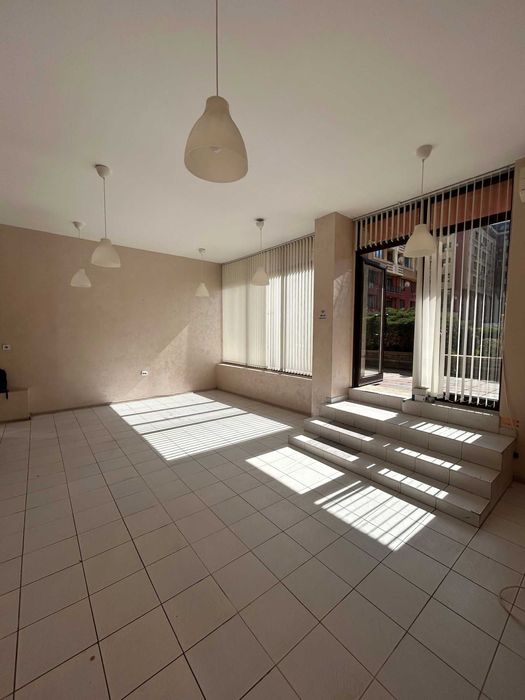 Магазин в Дружба 2