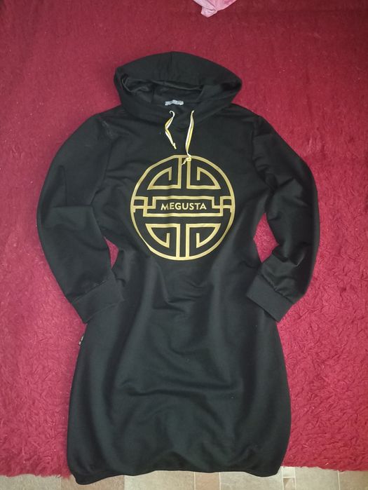 Продам платья по 1500