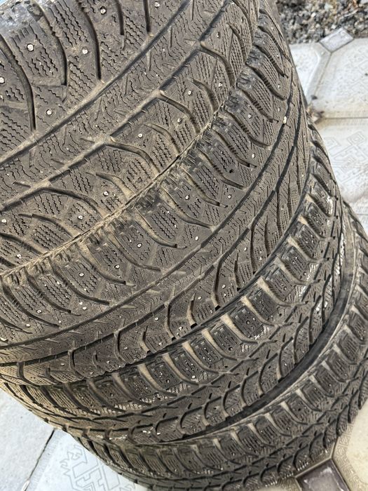 Шины BRIDGESTONE с шипами
