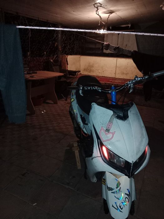 Продам мопед 8м есть торг и обмен