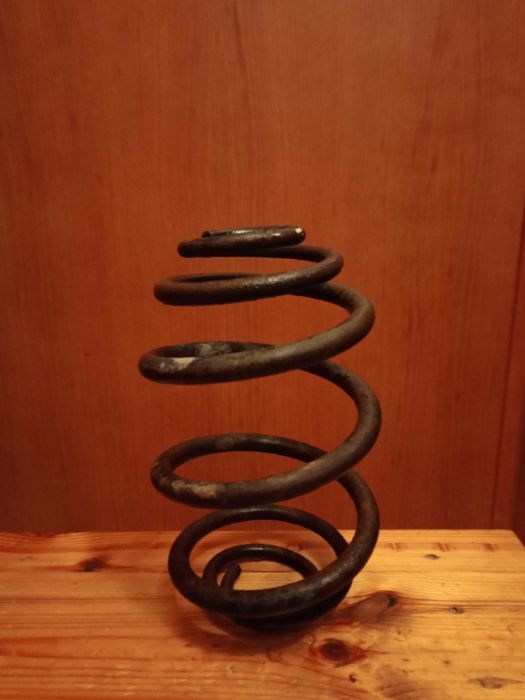 пружини задни Opel Astra F